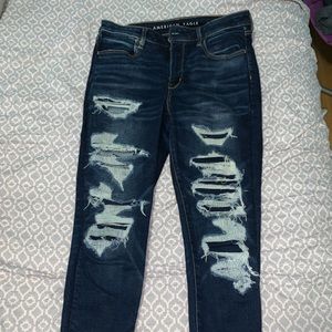 AMERICAN EAGLE Patch and Ripped Jeans